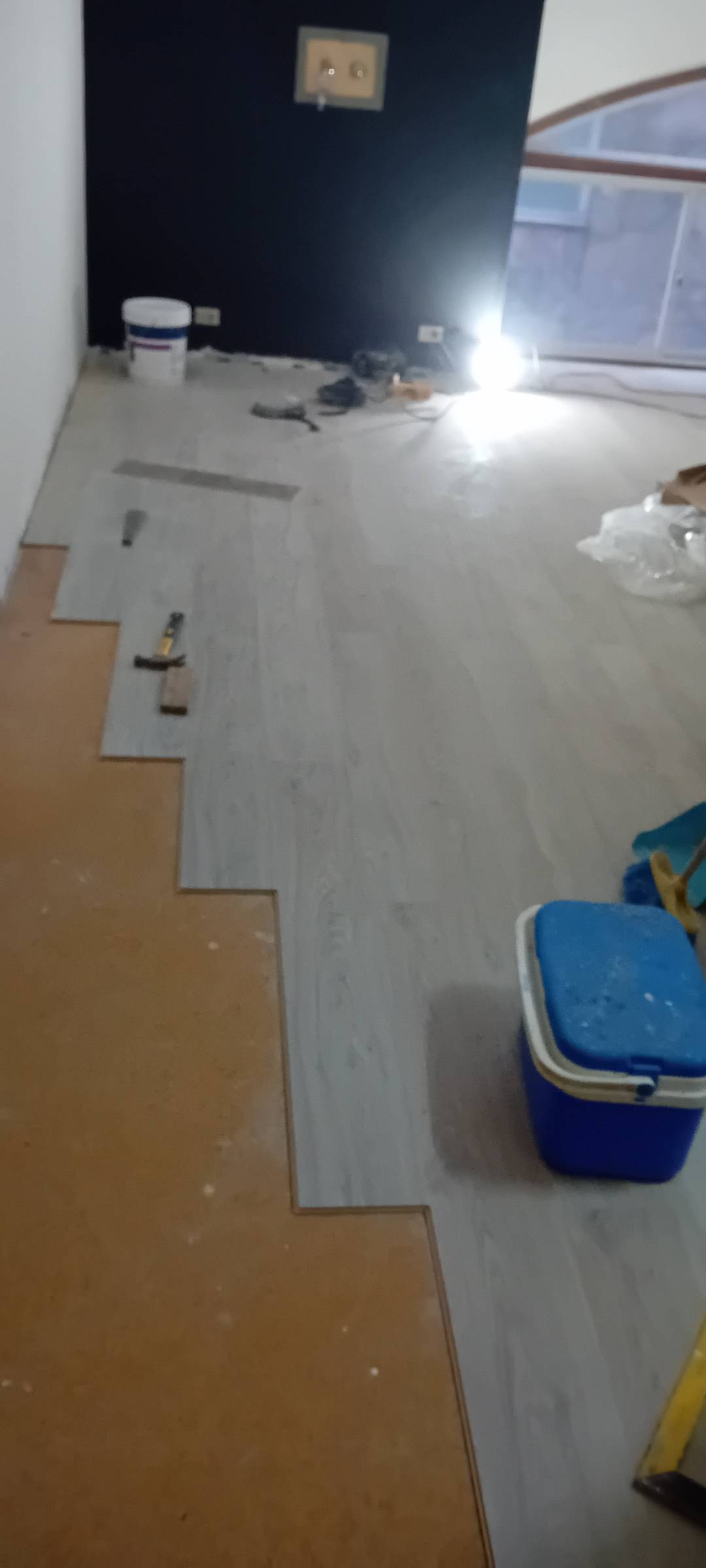 DCP - Valença - Reparación de suelos de baldosas o piedras o reemplazo parcial
