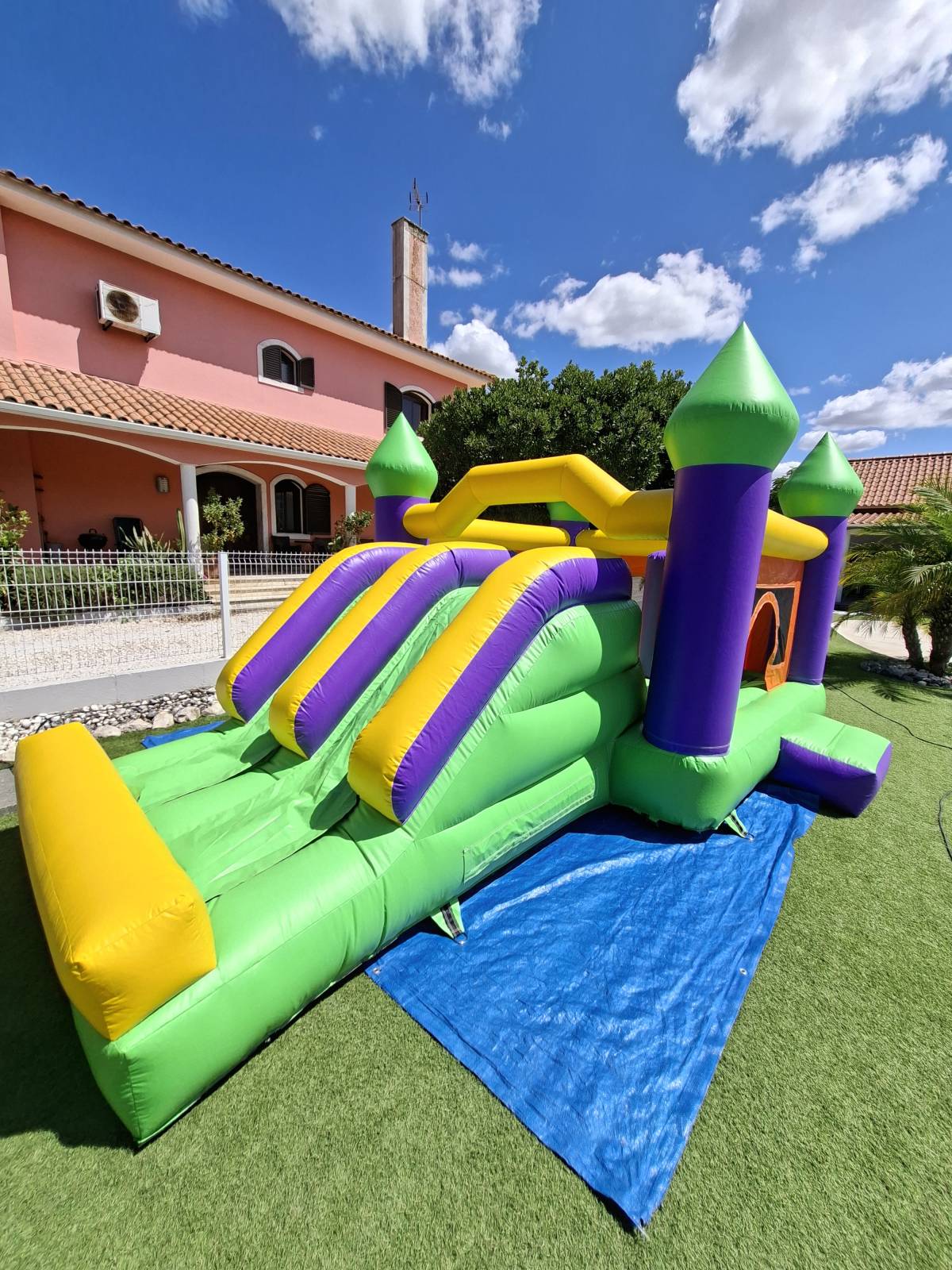 Lezíria Insufláveis - Benavente - Inflatable Slide Rental