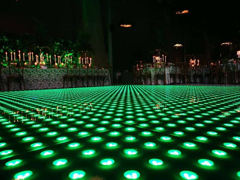 Floorsensation - Setúbal - Caricaturismo