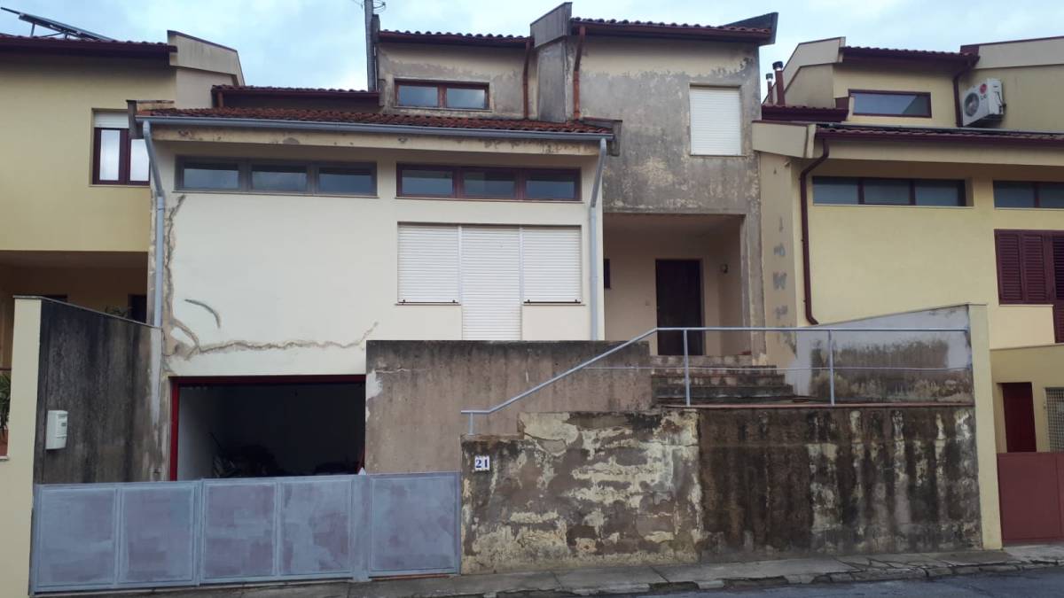 English Speaking - Handyman Services - Paços de Ferreira - Pavillon aufbauen