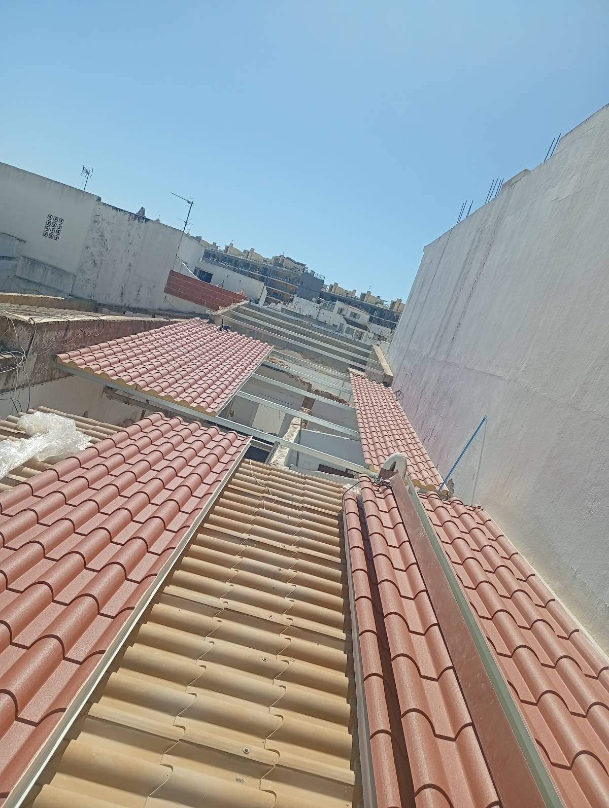 Rafael gonzaga souza - Albufeira - Stone or Tile Flooring Installation