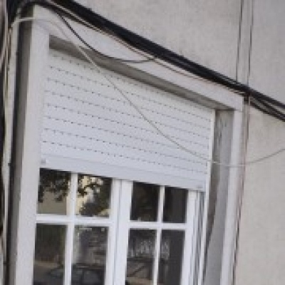 R.X.L Reparação e Recuperação LDA - Moita - Trockenbau reparieren und Oberflächenstruktur geben