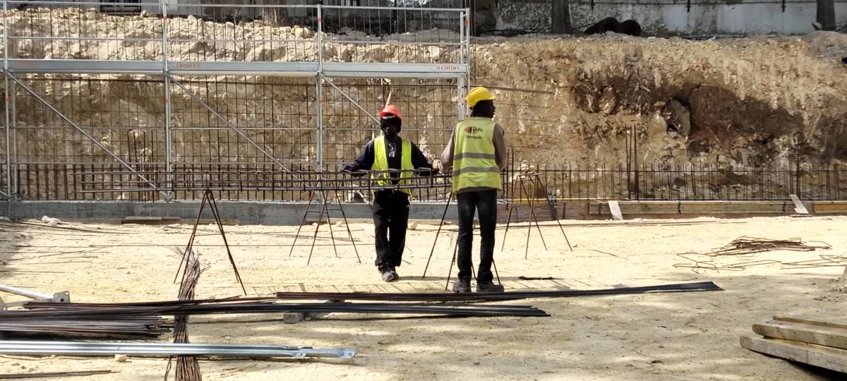 VERONI CONSTRUÇÃO & LSF - Lisboa - Dachdecken