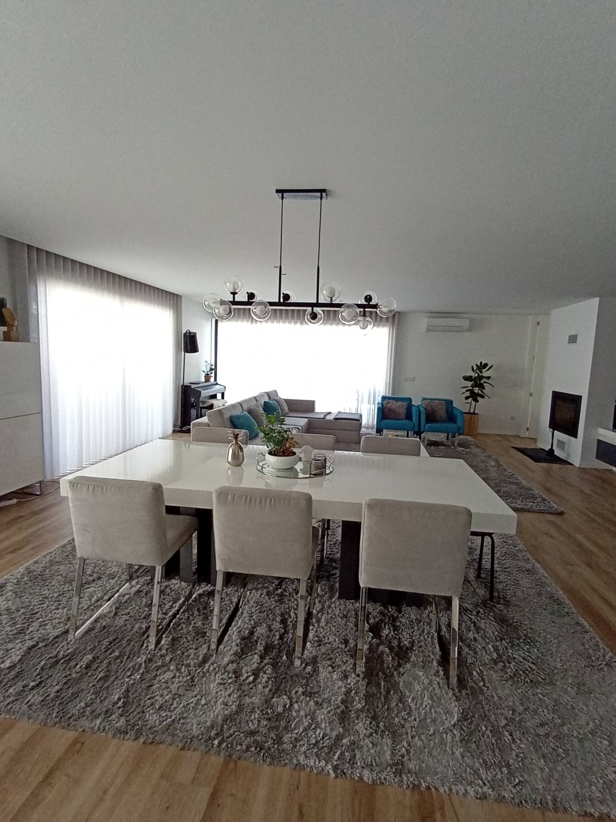 Tudo Novo - Braga - Window Blinds Cleaning