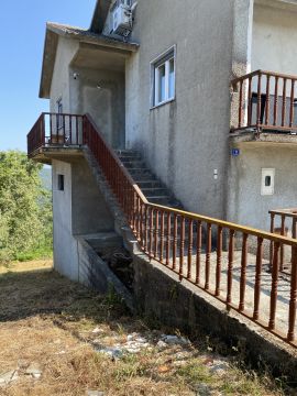 Steel Materials and Gates