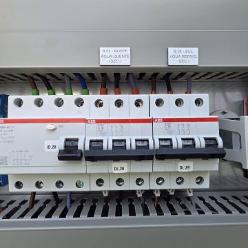 Mateus Jesus - Braga - Circuit Breaker Panel or Fuse Box Installation