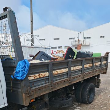 Deita Entulhos - Figueira da Foz - Rasenpflege - Kompletter Rundum-Service