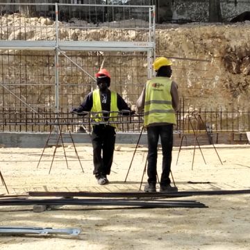 VERONI CONSTRUÇÃO & LSF - Lisboa - Dachdecken