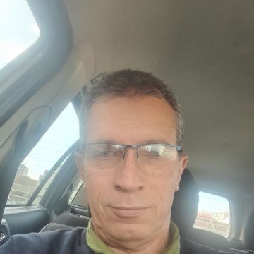 Rodolfo Moura. Pinturas em geral - Barreiro - Instalação de Pavimento em Pedra ou Ladrilho