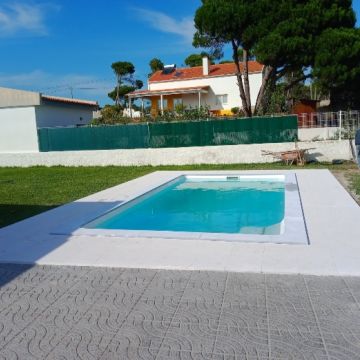 Notorious remodelaçoes - Alcobaça - Abrissarbeiten
