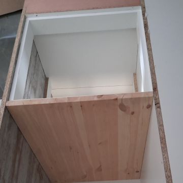 Azidoo Tech - Marinha Grande - Dachfenster montieren