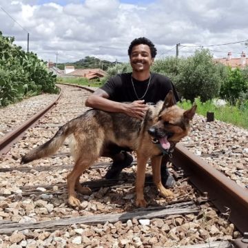 Fernando Gomes - Oeiras - Dog Walking
