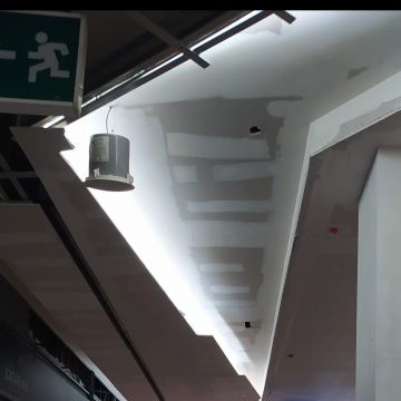 Deccor Remodelação e Reparação - Almada - Stone or Tile Flooring Installation