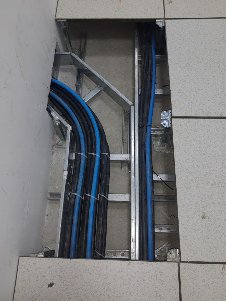 Sólida Dinâmica Unipessoal Lda - Maia - Stone or Tile Flooring Installation