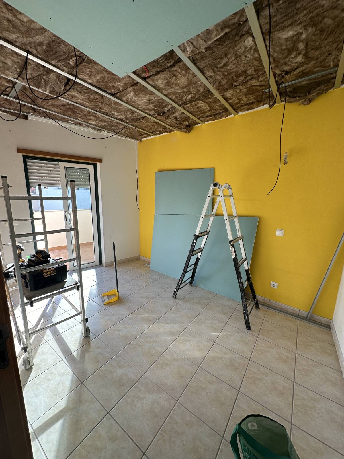 Souza & Carmargo Construções - Silves - Reparação de Portadas