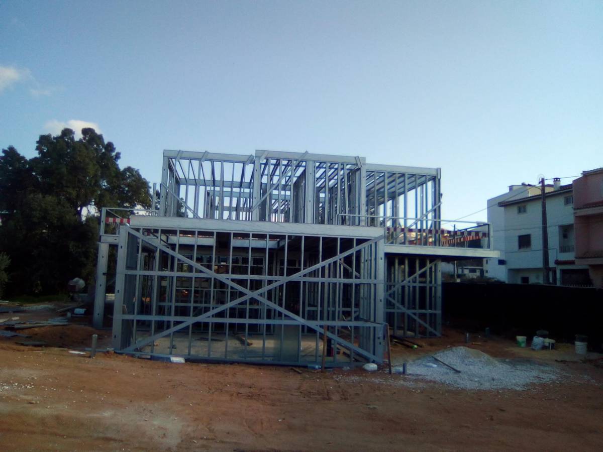 Br remodelações - Amadora - Bauunternehmen