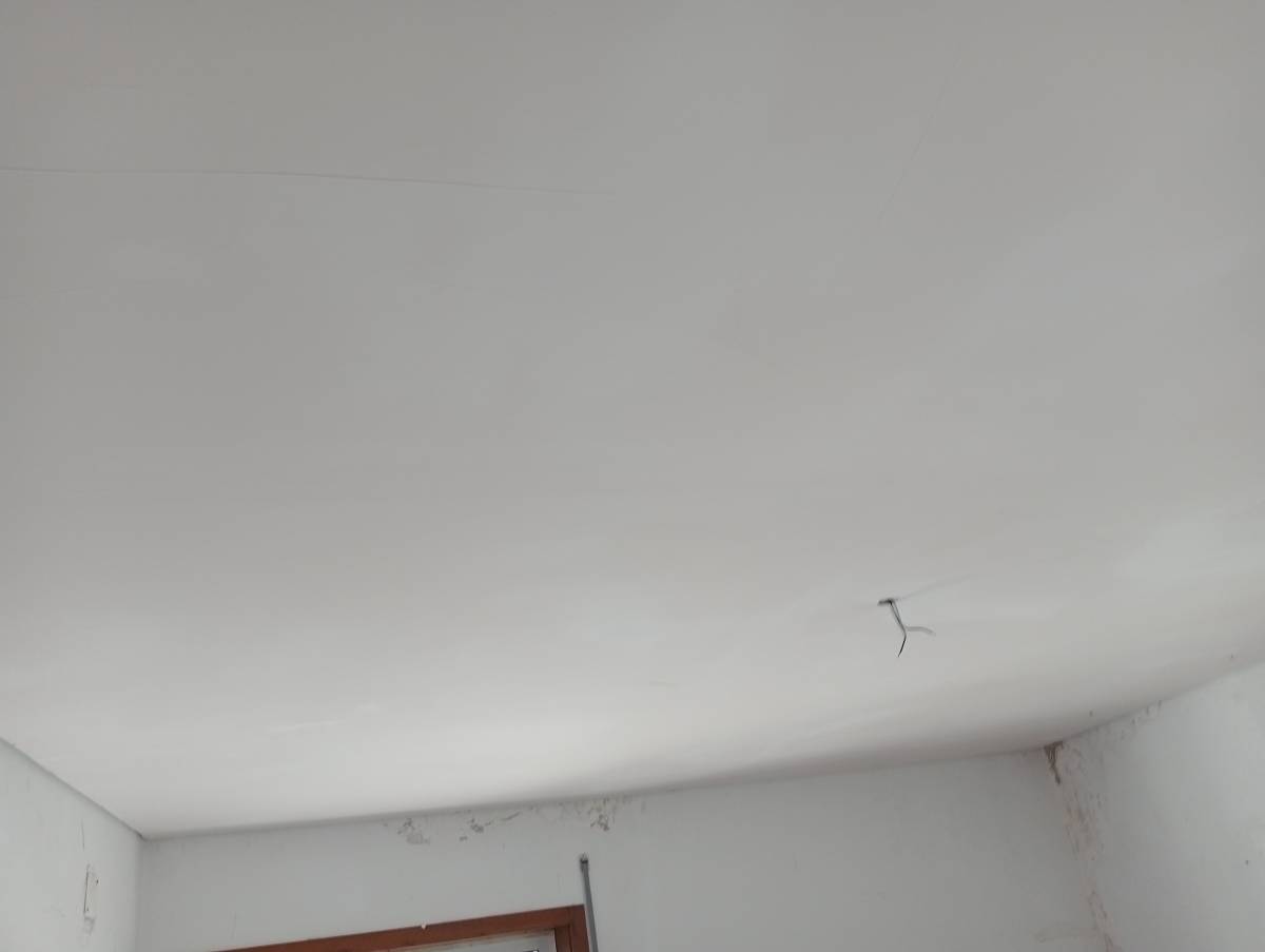 Geraldo Rodrigues - Santo Tirso - Vinyl- oder Linoleumboden reparieren oder ausbessern