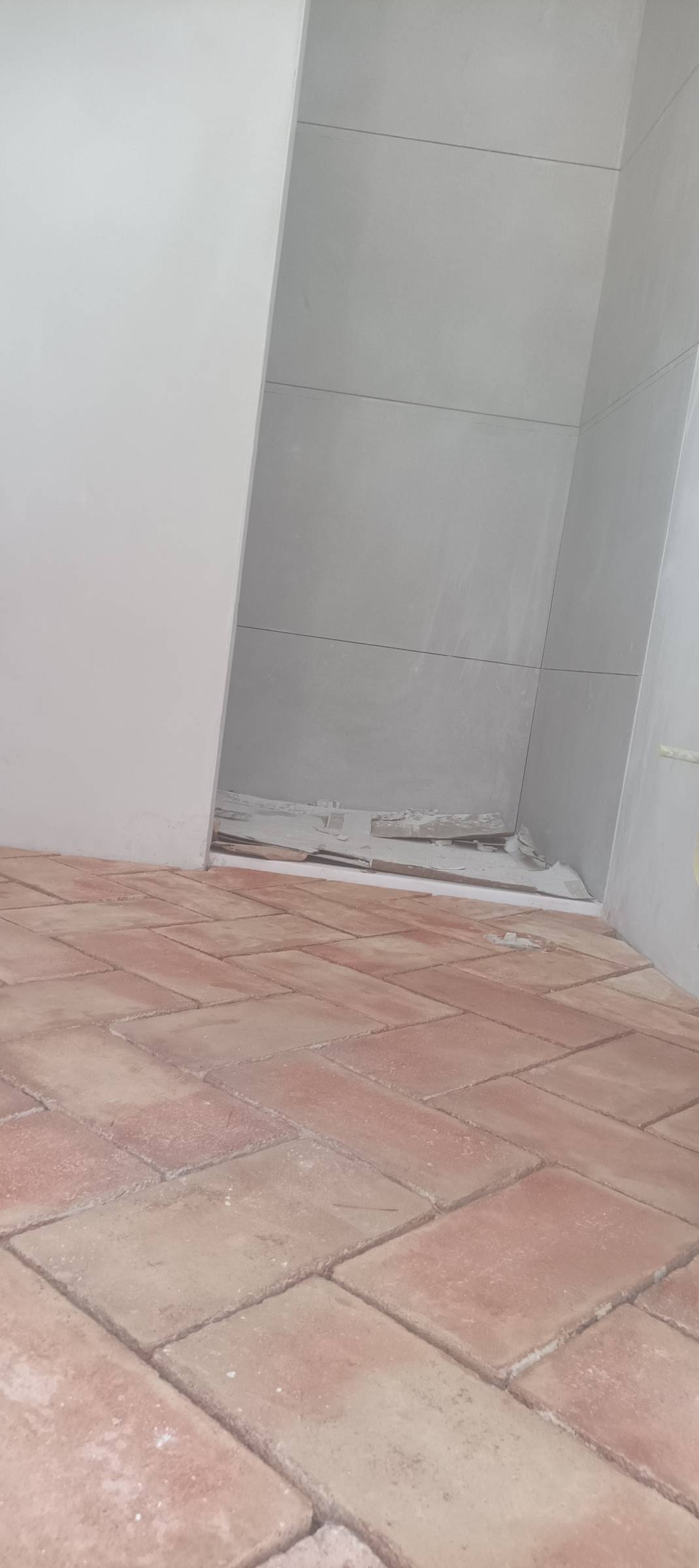 REMODELIVE - Faro - Beton schneiden