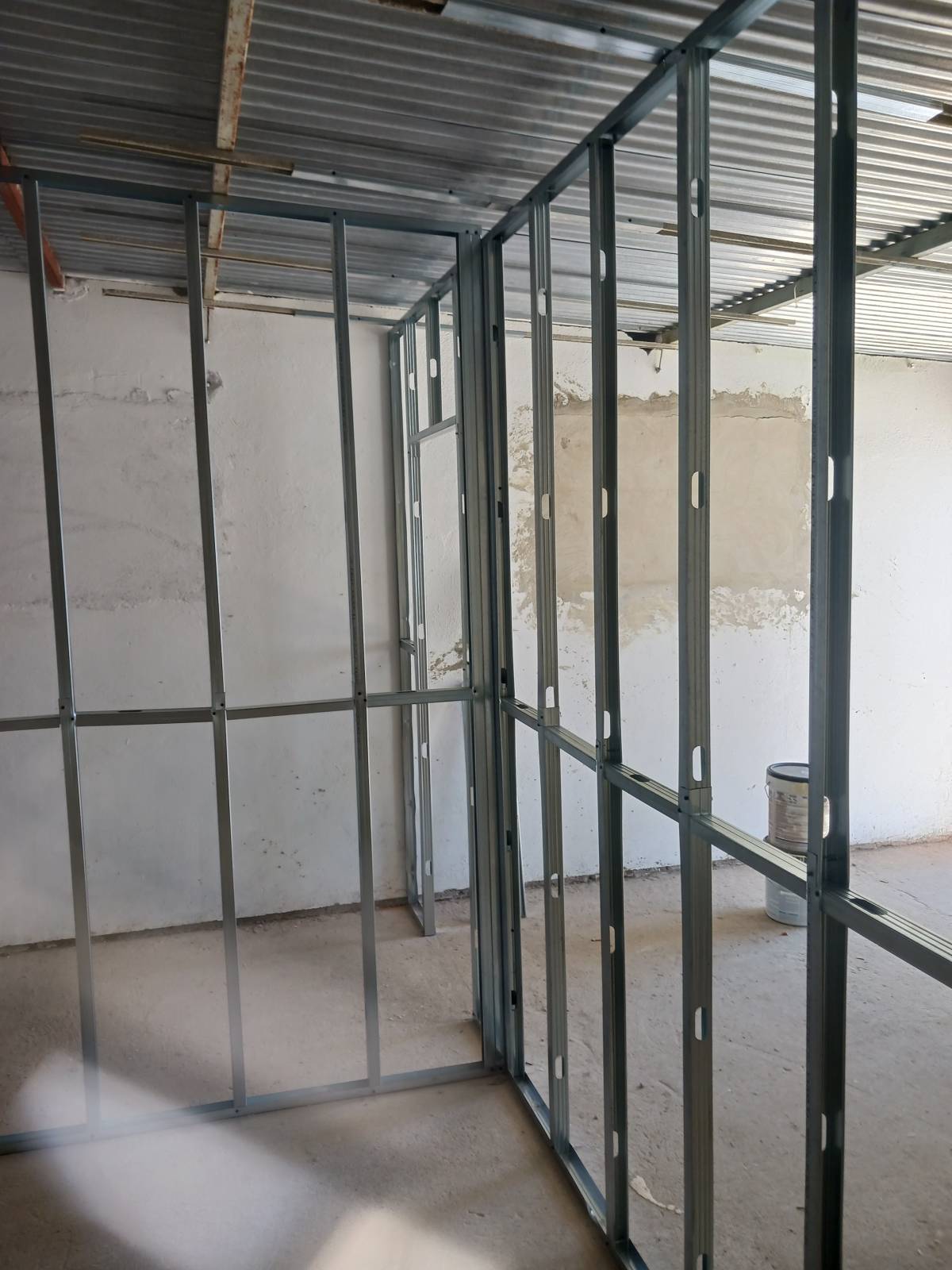 Francisco - Montijo - Instalación de suelos de hormigón