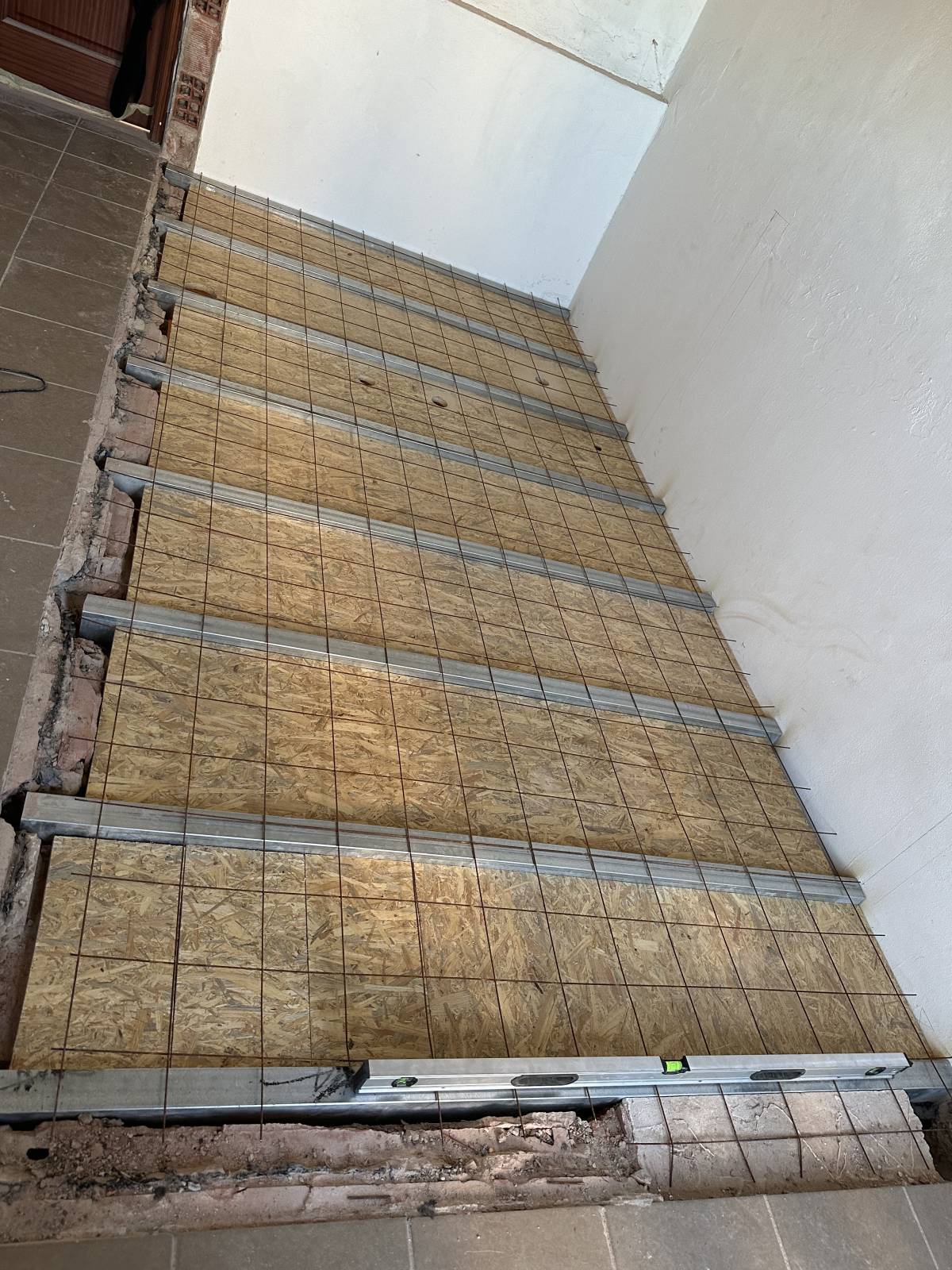 Souza & Carmargo Construções - Silves - Reparação de Calhas