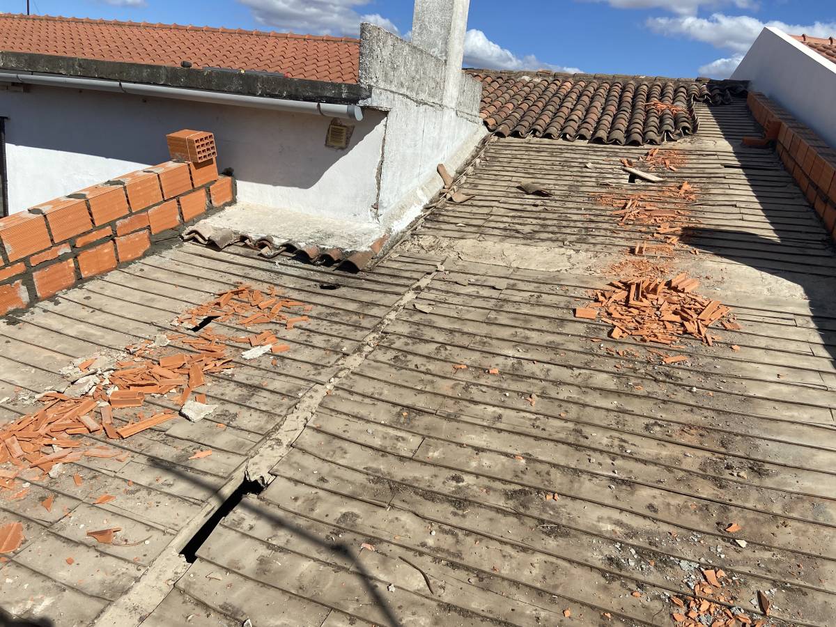 Souza & Carmargo Construções - Silves - Reparação e Texturização de Paredes de Pladur
