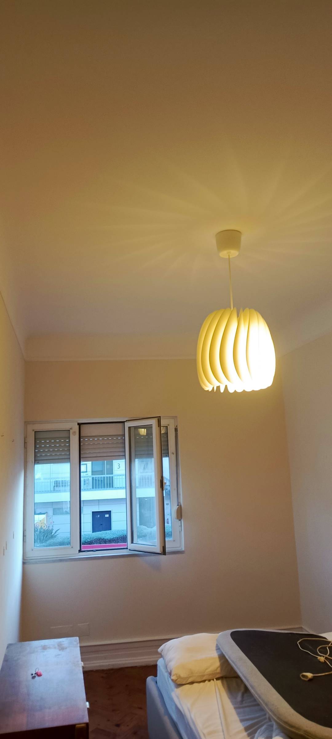 Ronald Pacheco - Loures - Pavillon aufbauen