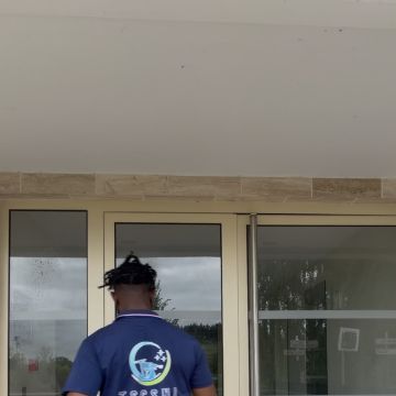 TSCSNL - Évora - Window Blinds Cleaning