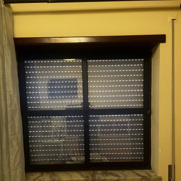 RREstores - Barreiro - Instalación de persianas