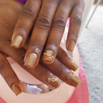 Cantinho da Laura - Lisboa - Manicure e Pedicure (para Mulheres)
