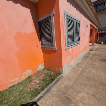 Miguel Dias - Oliveira do Bairro - Reinigung von Jalousien