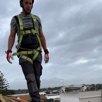 Maciej Komorowski - Oliveira do Hospital - Roof Installation or Replacement