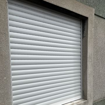 RREstores - Barreiro - Instalación de ventanas de aluminio