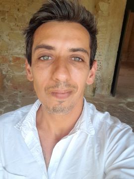 Hugo Candeias - Sintra - Furniture Assembly
