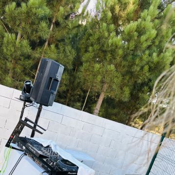 Vibebox🎶🎵🔊 - Moita - Aluguer de Equipamento de Iluminação para Eventos