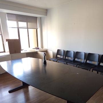 L.S MONTAGEM - Oeiras - Bed Frame Assembly