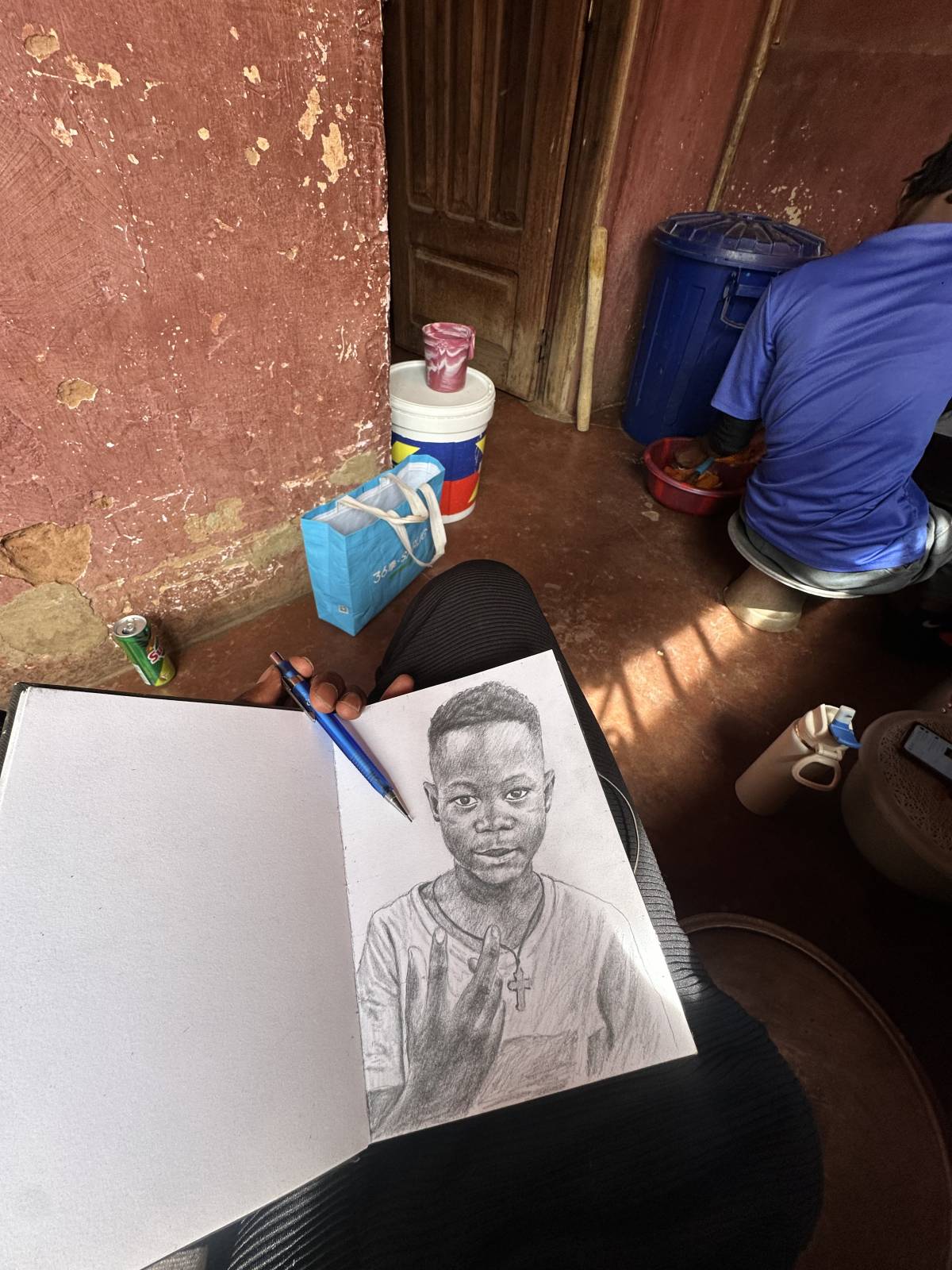 Artista Plástico Especialista em Retratos Realistas a Grafite. - Lousada - Trabalhos Manuais e Artes Plásticas