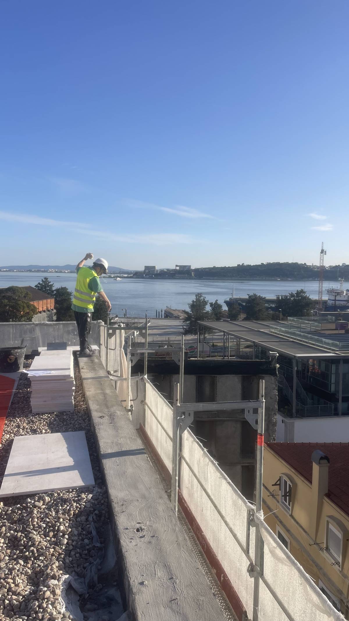 NUNES CORREA OBRAS - Cascais - Reparação ou Manutenção de Sauna