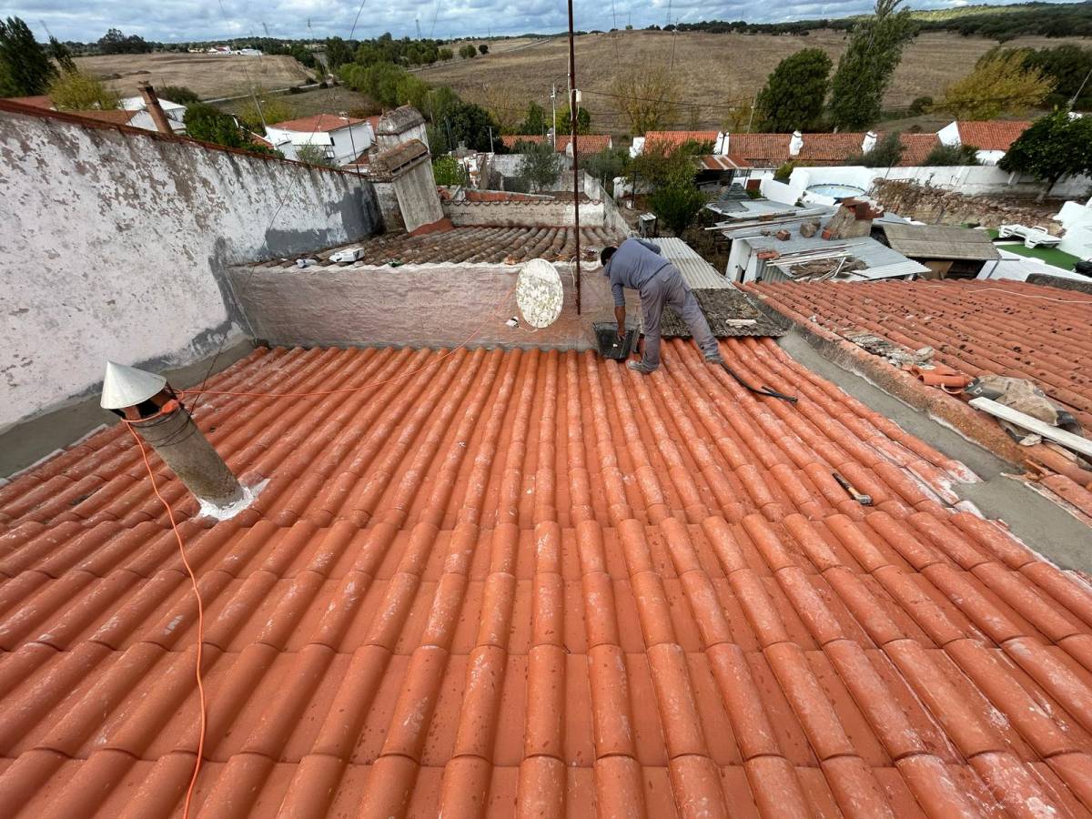 Zer remodelação e telhados - Évora - Baldosas para la cocina