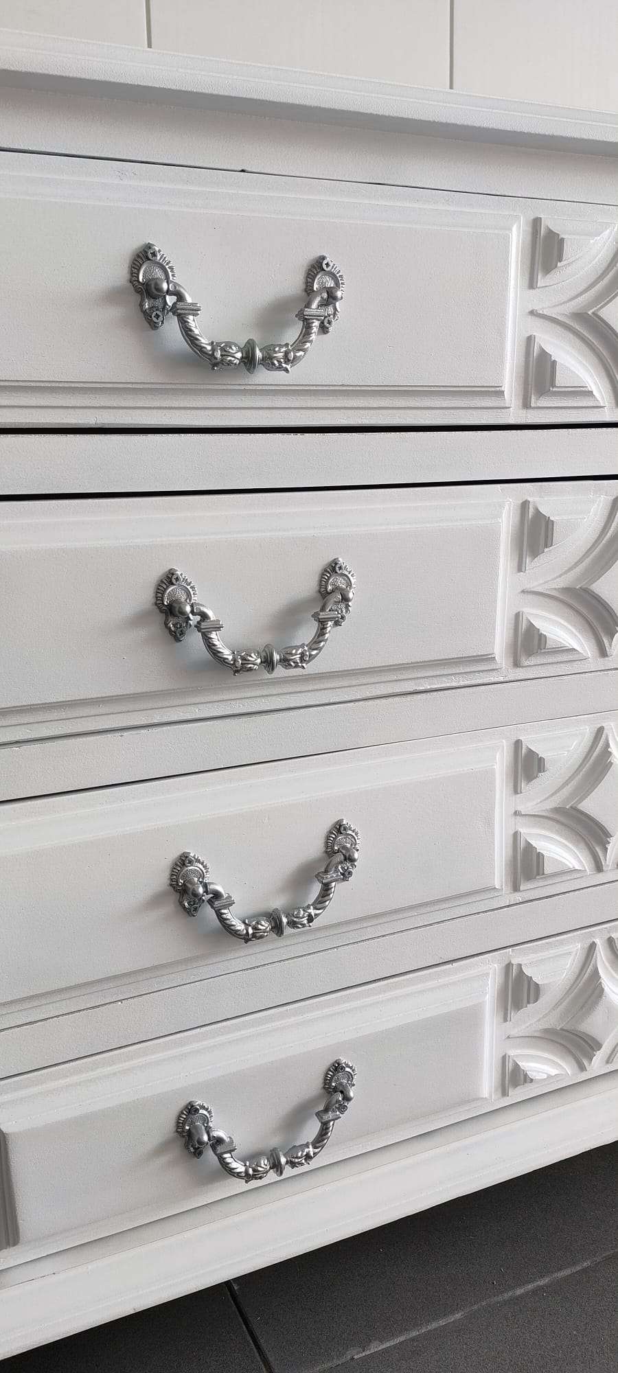 Cabinet Painter