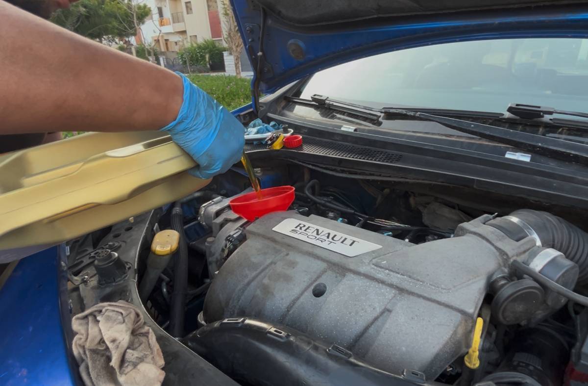 Ilyas KAD - Mobile Mechanic | Mecânico Móvel - Cascais - Arranjo de Carros