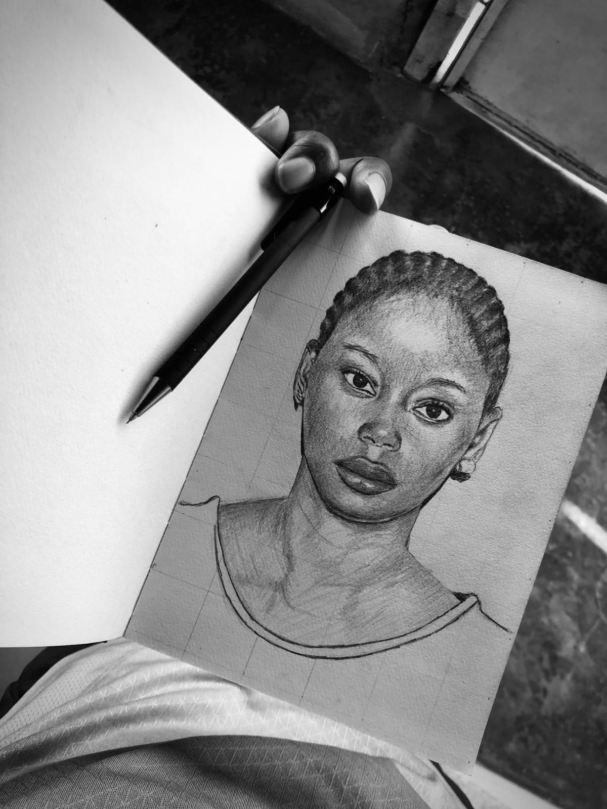 Artista Plástico Especialista em Retratos Realistas a Grafite. - Lousada - Retratos Artísticos