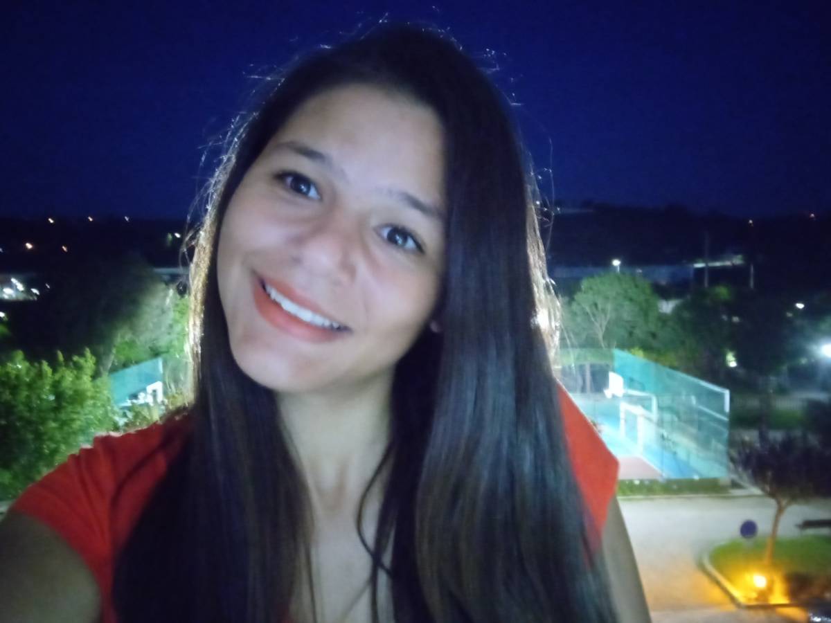 Erika Caldas - Batalha - Limpeza de Persianas