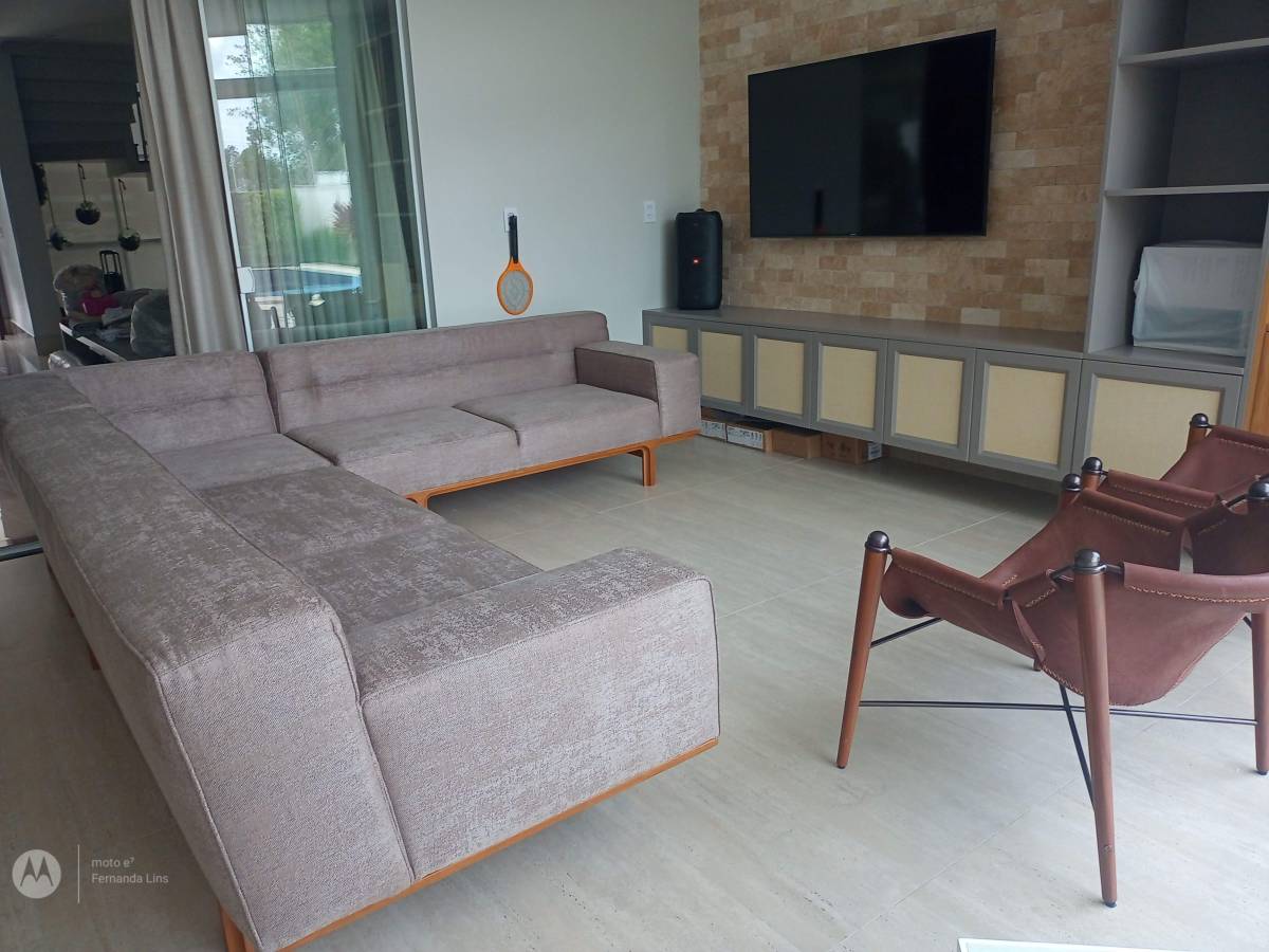 Eliete - Guimarães - Window Blinds Cleaning
