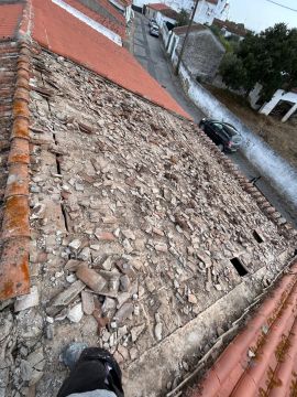 Zer remodelação e telhados - Évora - Baldosas