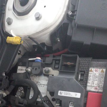 JV Auto Service - Santa Maria da Feira - Installation von Autoelektronik