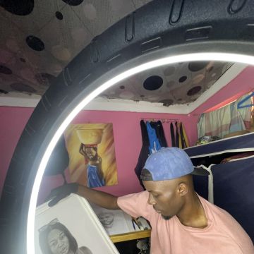 Artista Plástico Especialista em Retratos Realistas a Grafite. - Lousada - Trabalhos Manuais e Artes Plásticas