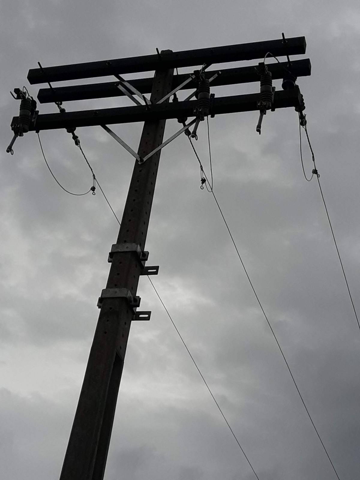 Ademar eletricista e obras gerais - Barreiro - Instalação de Ventoinha