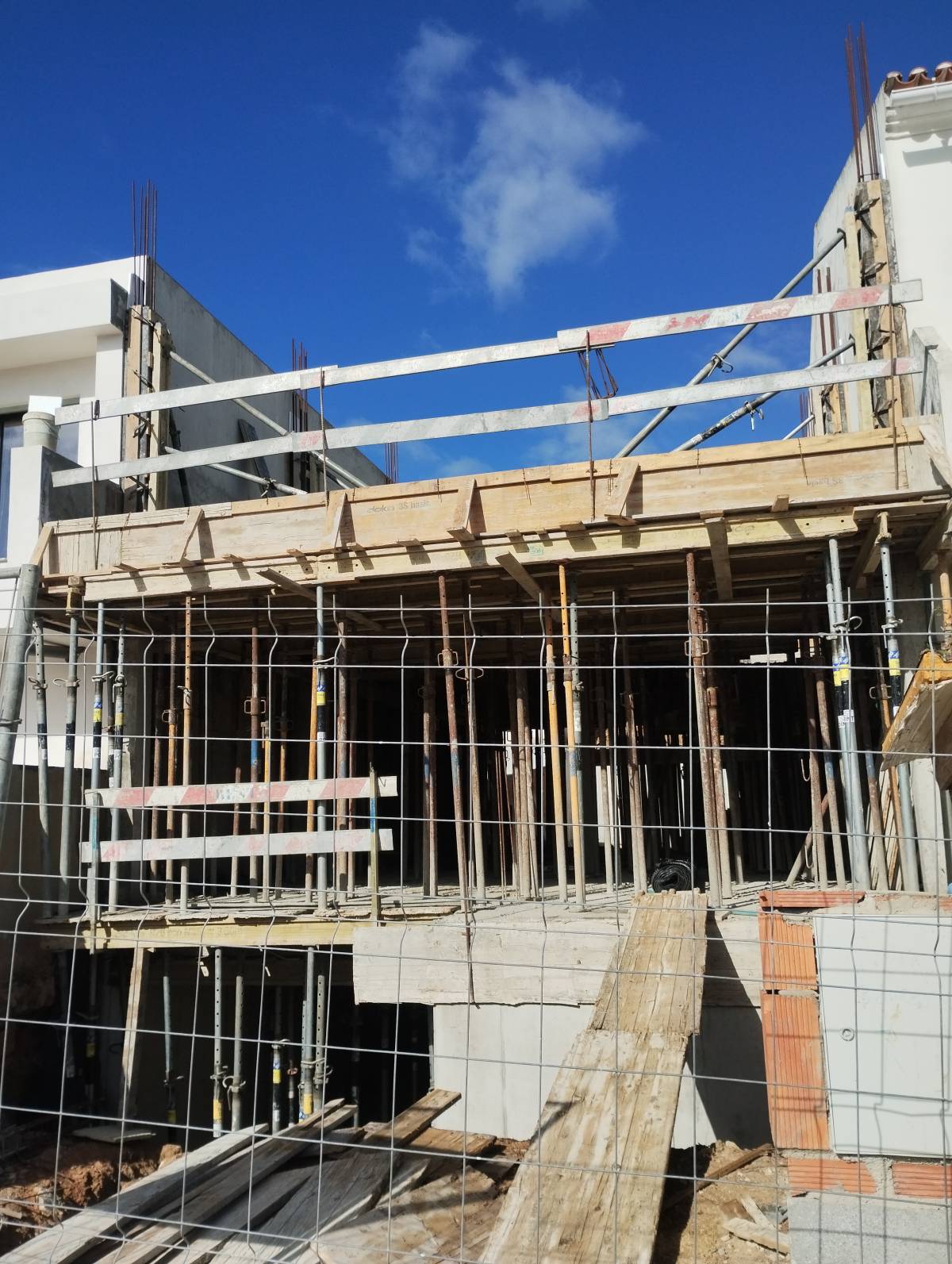 FAZ TUDO CONSTRUÇÕES - Palmela - Flooring