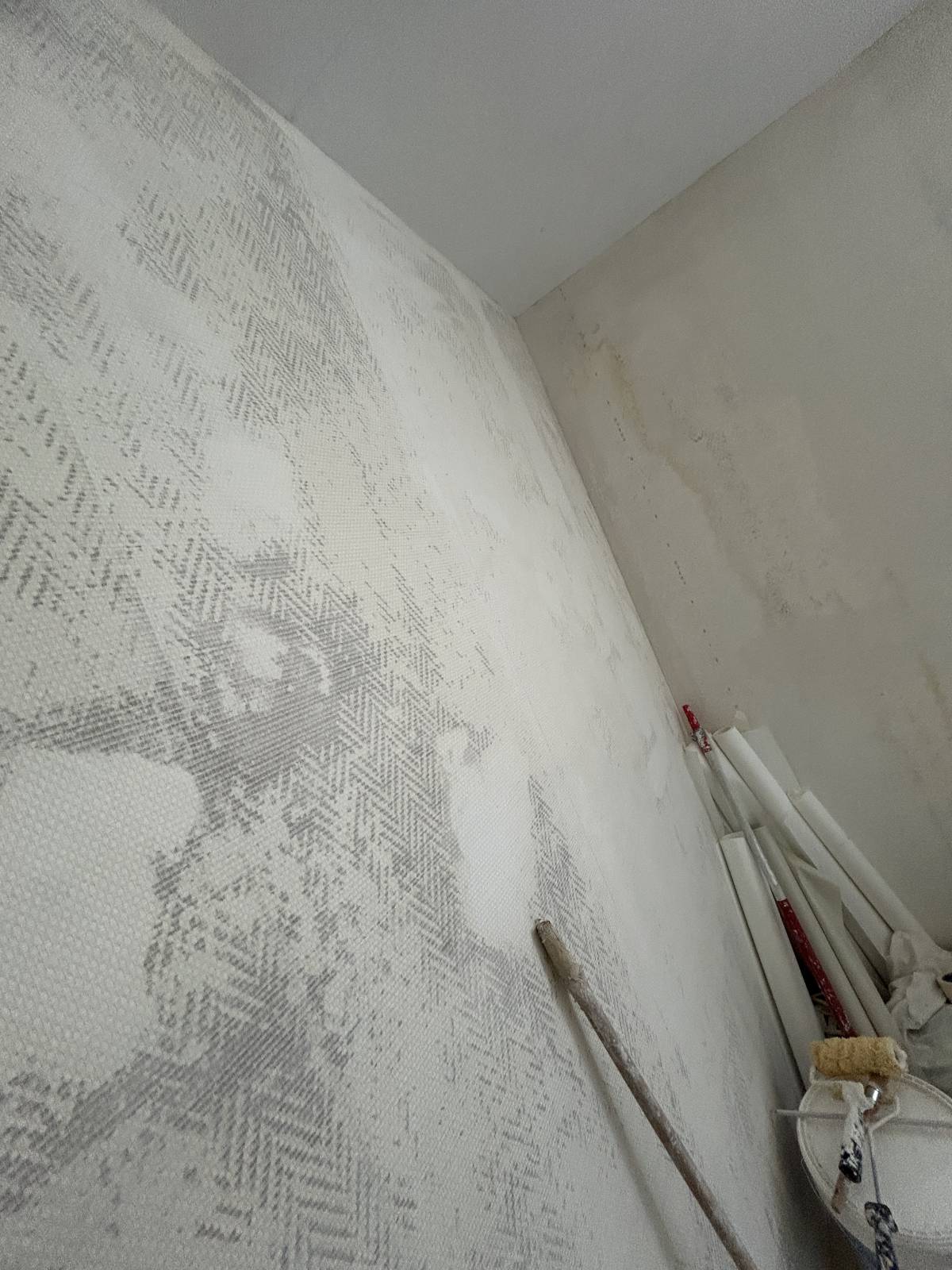 Gurvinder cheema - Porto - Deck Staining
