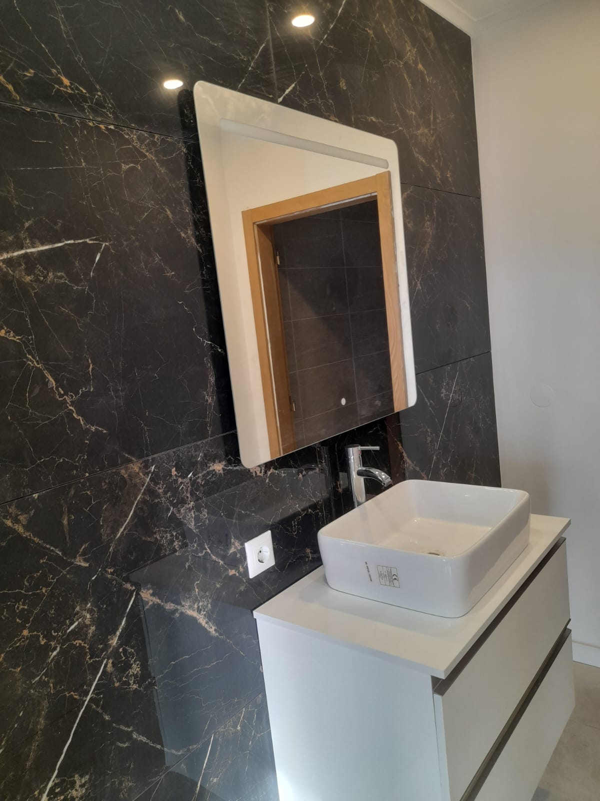Moreiras Remodelaçãoes - Loures - Bathroom Remodel